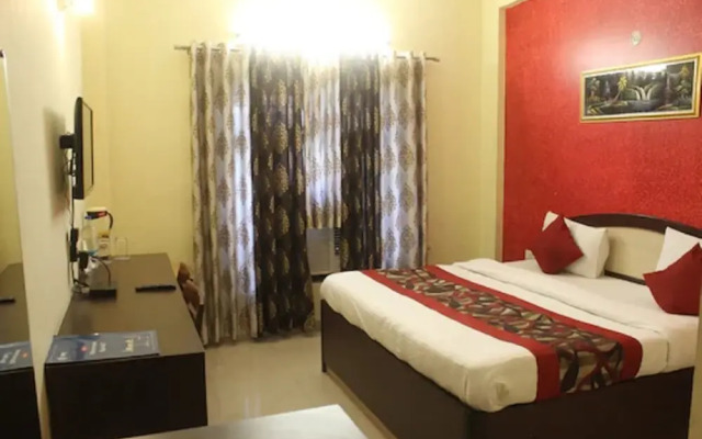 Goroomgo Pancham Continental Bareilly