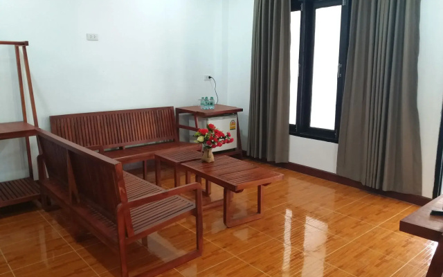 Vang Vieng Eco Lodge