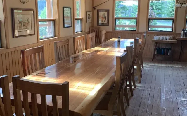 Skitchine Lodge