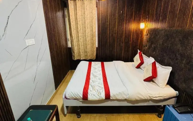 Hotel Amar