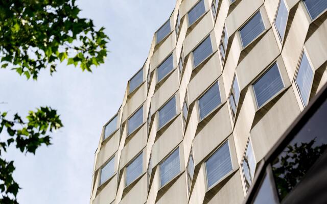 Paris Marriott Rive Gauche Hotel & Conference Center вид на фасад
