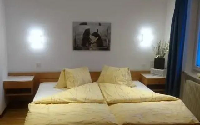 Aparthotel Montana