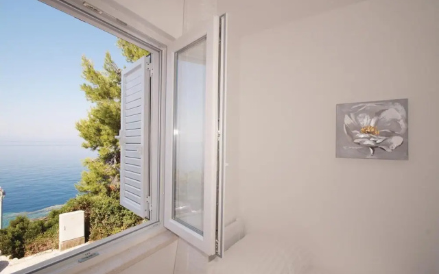 Amazing Home in Dingac-potocine With Wifi and 2 Bedrooms