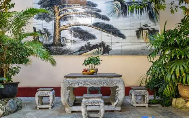 Mangshi Yun'anju Bed and Breakfast