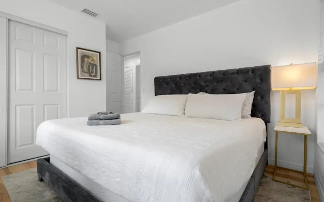Manatee Cove Retreat | Pet-Friendly Coastal Home Sleeps 6
