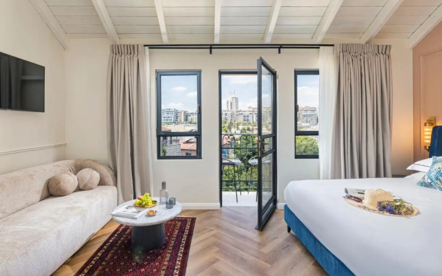Villa Albi - Machne Yehuda Hotel