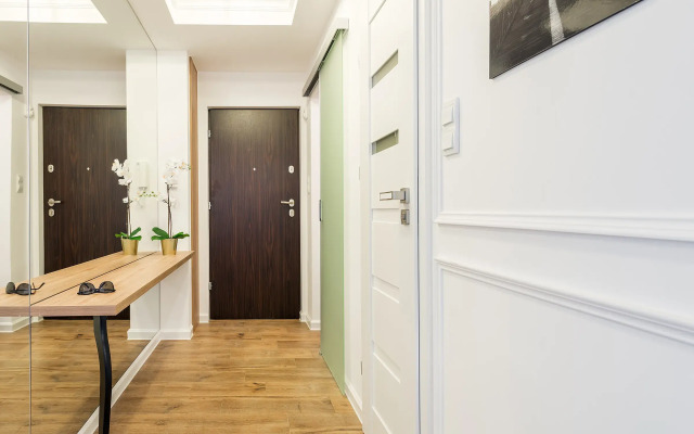 P&O Apartments Emilii Plater 3