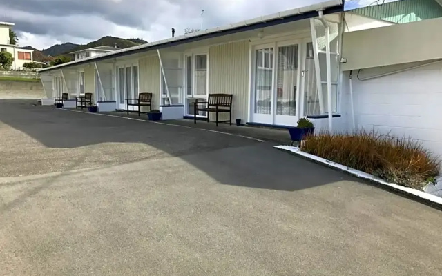 Picton House B & B
