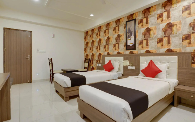 Capital O 49135 Sri Simran Park Hotel