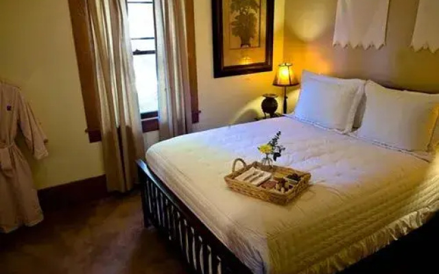 Cooper House Bed & Breakfast Inn