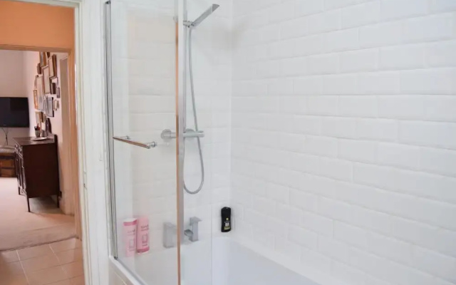 Stunning 1 Bedroom Flat Near Paddington