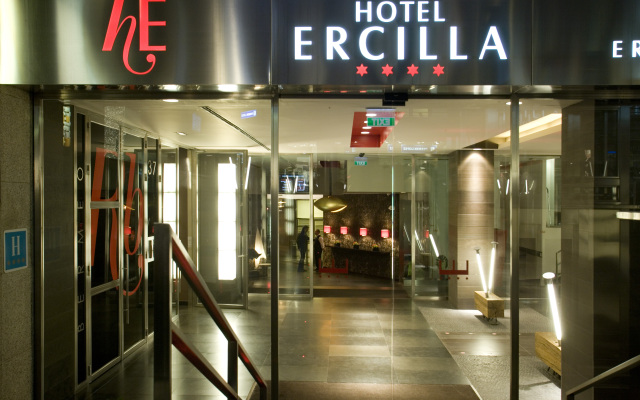 Hotel Ercilla вид на фасад