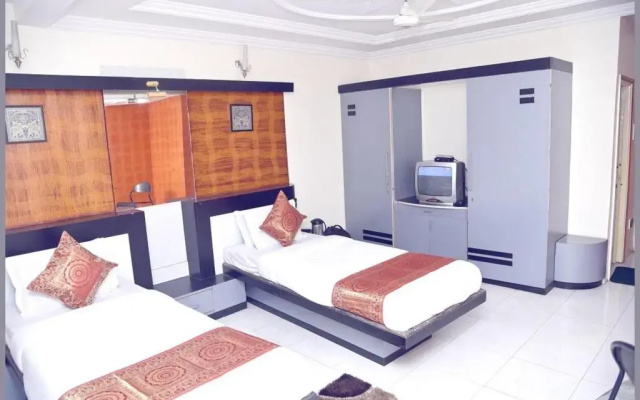 Hotel Atithi