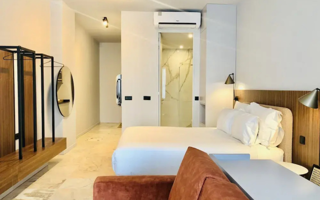 Charming Urban Apartment in Porto's Heart