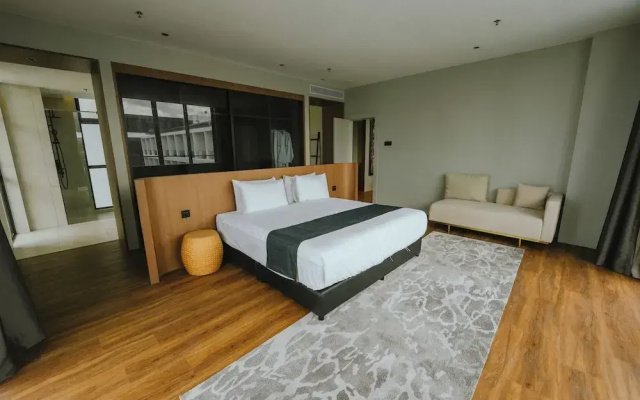 Roxy Beach Resort