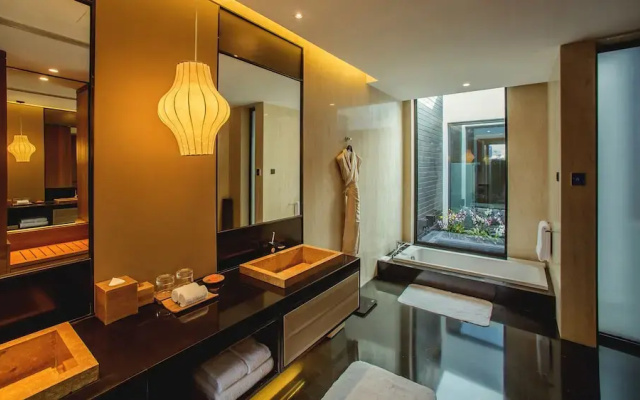 Bay Breeze Resort Shenzhen