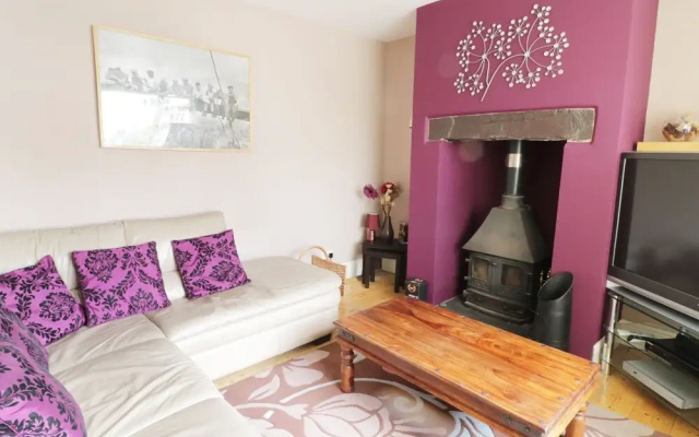 1 Hen Bont Road