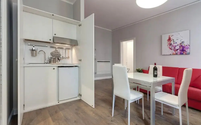 Elegant Suite Located Near Central Station of Florence