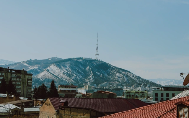 Grounds · Tbilisi — photo 3
