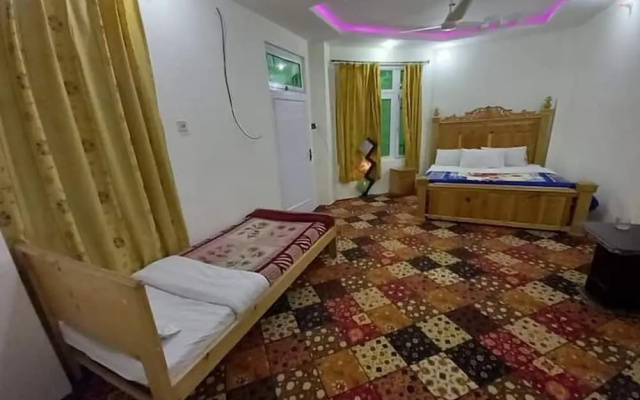 Moonlight Hotel