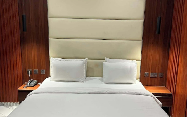 Ricky Hotels