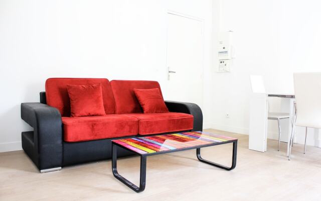 Отель Red One комната для гостей