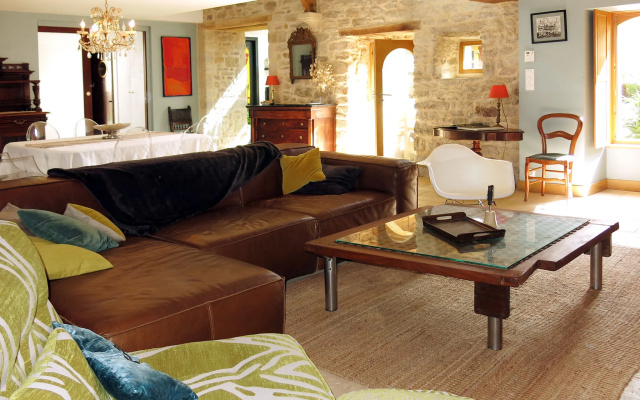Holiday Home La Demeure de Tumiac (RHU357)
