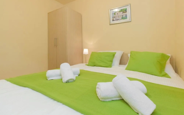 Apartments Gnjidic