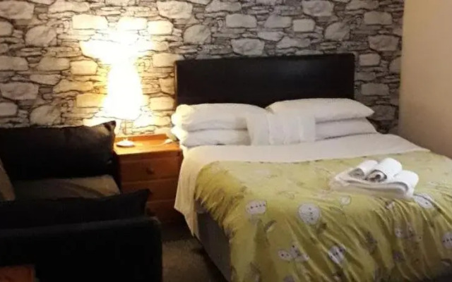 Coach House Suites