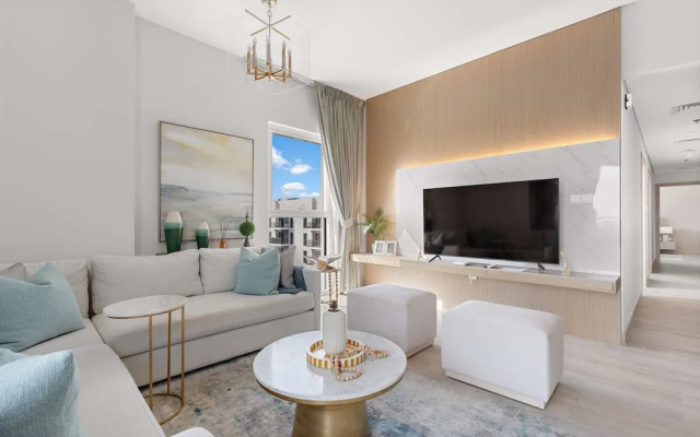 Silkhaus Lavish 3BR Maid Yas Island