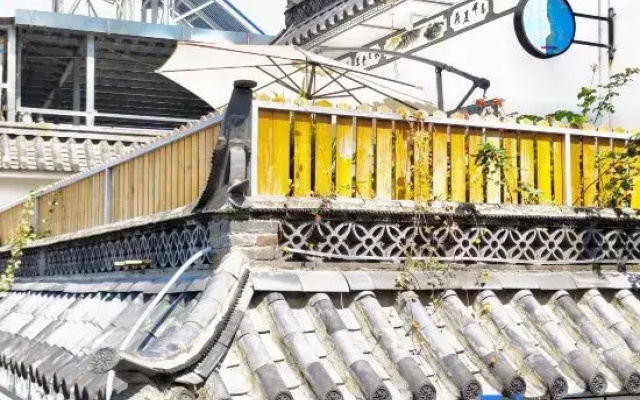 Yunduo Ashely Yunni Alley Meishu (Gucheng Nanmen Branch)