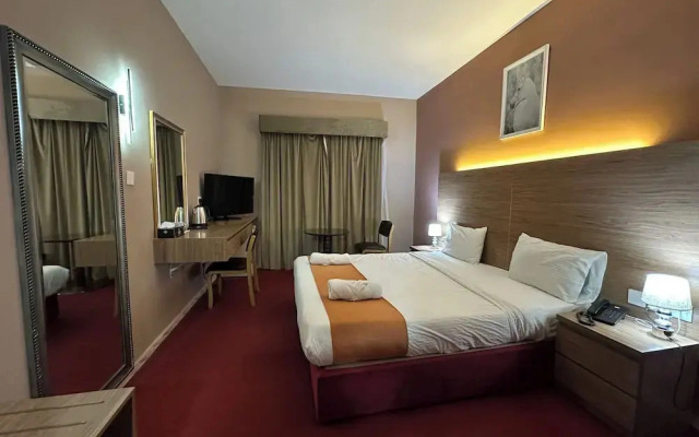 Aygro Hotel