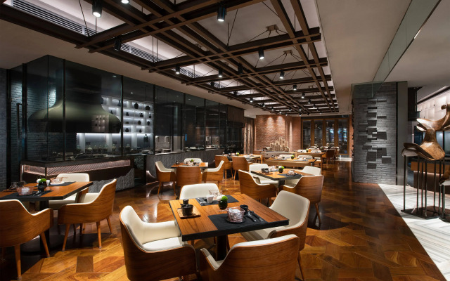 Renaissance Xian Hotel