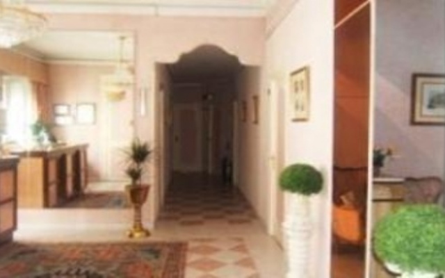 Отель Hostal Union Испания, Мадрид - отзывы, цены и фото номеров - забронировать отель Hostal Union онлайн вид на фасад