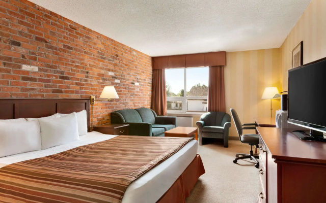 Travelodge by Wyndham North Bay