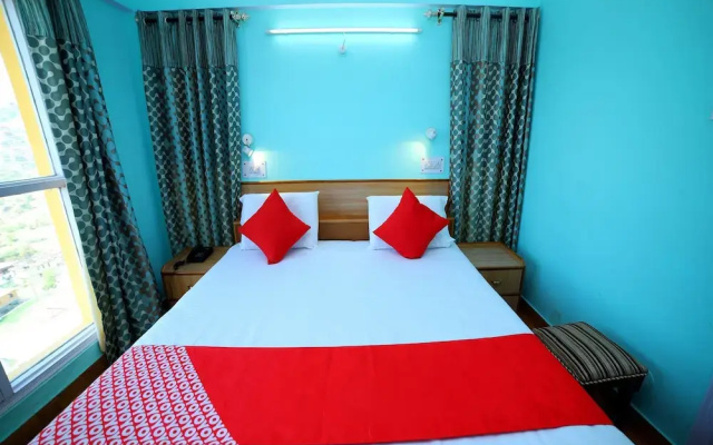 OYO 13179 Home Mountain Abode Mehli