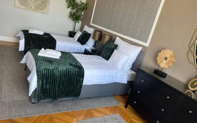 OrangeHomes Panthera Luxury Apartment