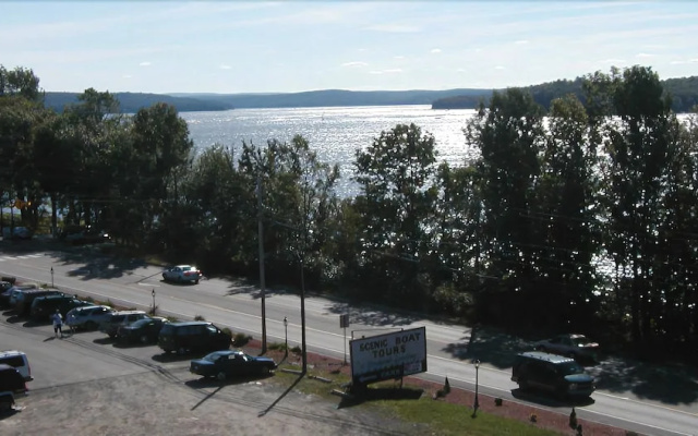Greshams Lake View Motel