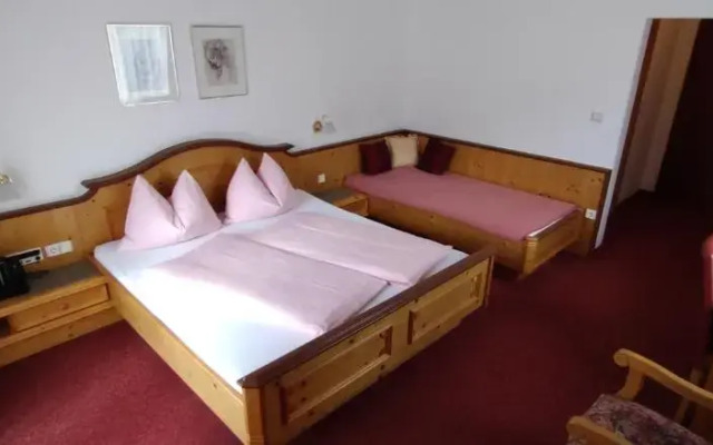 Hotel Garni Tannenhof