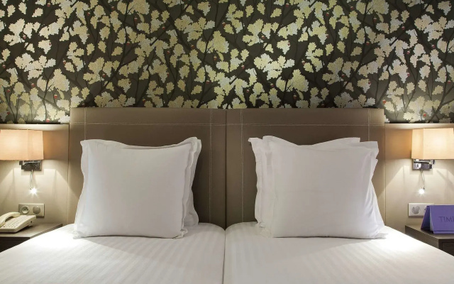 Timhotel Opera Blanche Fontaine