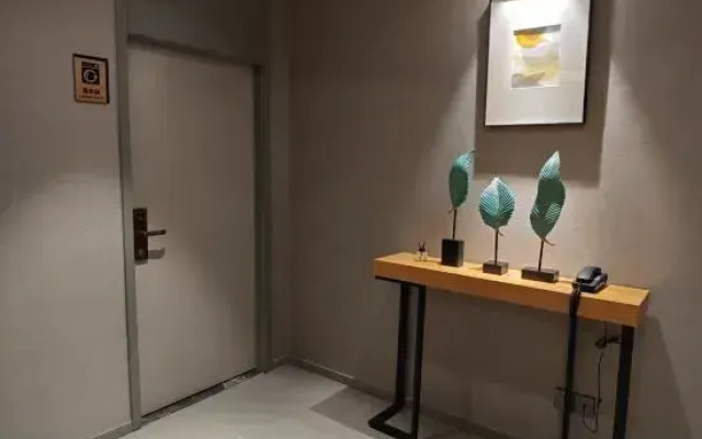 Homeinn Selected Hotel (Shijiazhuang Tiedao University Yitang Subway Station)
