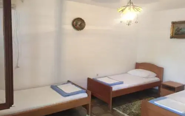 Sobe i apartmani Marović