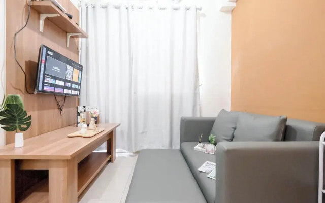 Neutral Tone 2Br At Green Pramuka City Apartment
