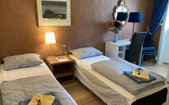 Garden Apartment in Gol