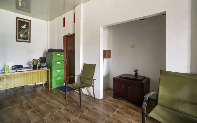 Hotel O Karisma Residence