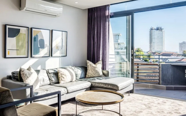 Modern Apartment w Rooftop Deck Jacuzzi Penthouse on S