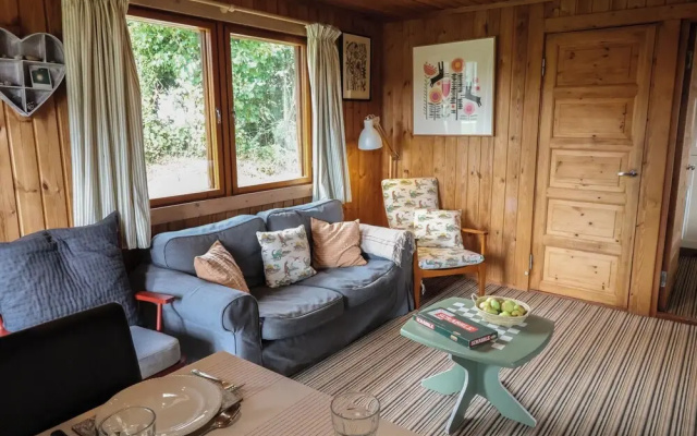 10 Pinewood Retreat