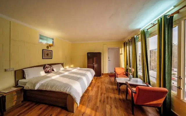 India Hotel - Hotel on Mall Road Nainital
