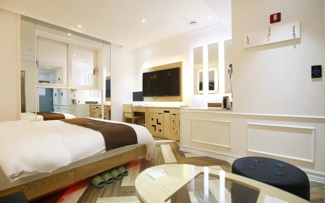 Hongseong Yongbongsan Hue Dream Self Check in Motel