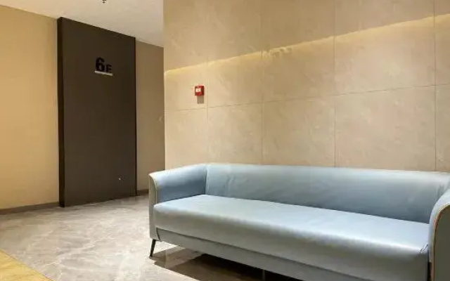 Huazhuo Hotel